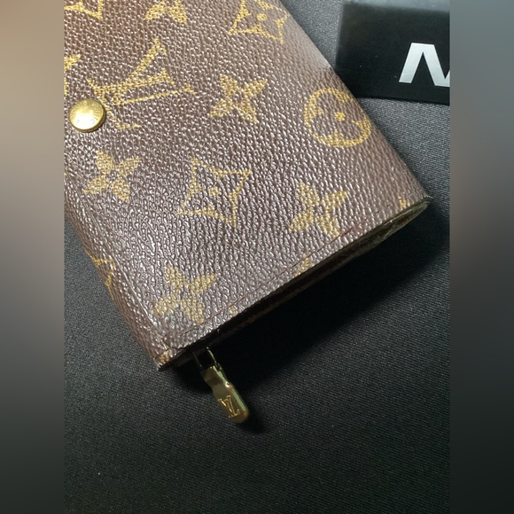 LOUIS VUITTON Monogram Canvas Tresor - Picture 4 of 10